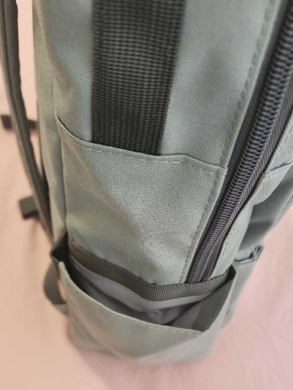 Minimalist Sage Green Diaper Bag – Parent-Friendly Organizer - Picture 11 of 12